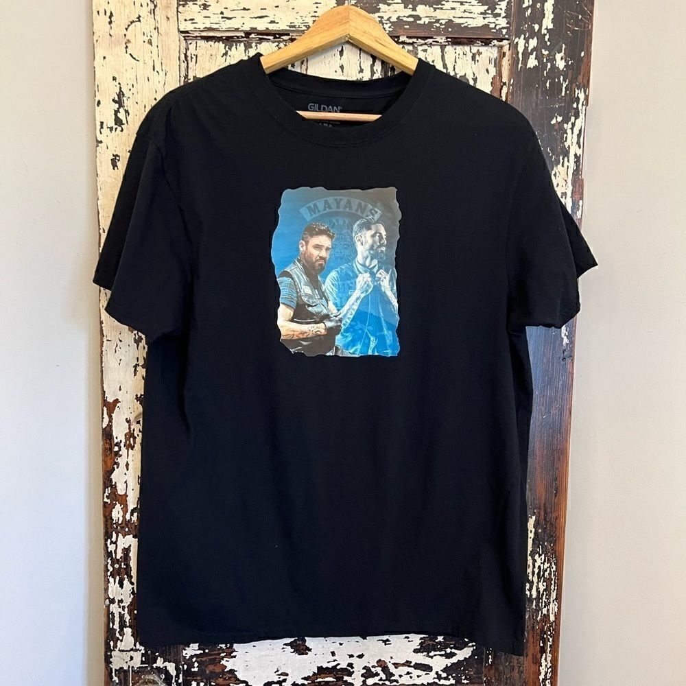 EUC Mayans Motorcycle club T-shirt. Size Large.